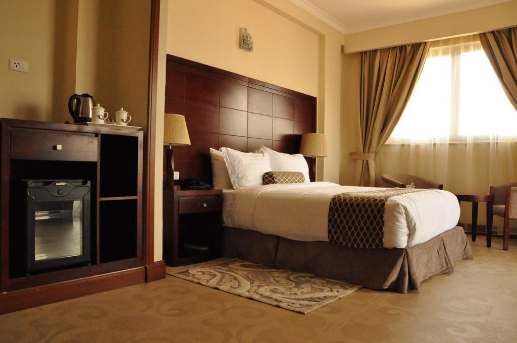 Addissinia Hotel Bagian luar foto
