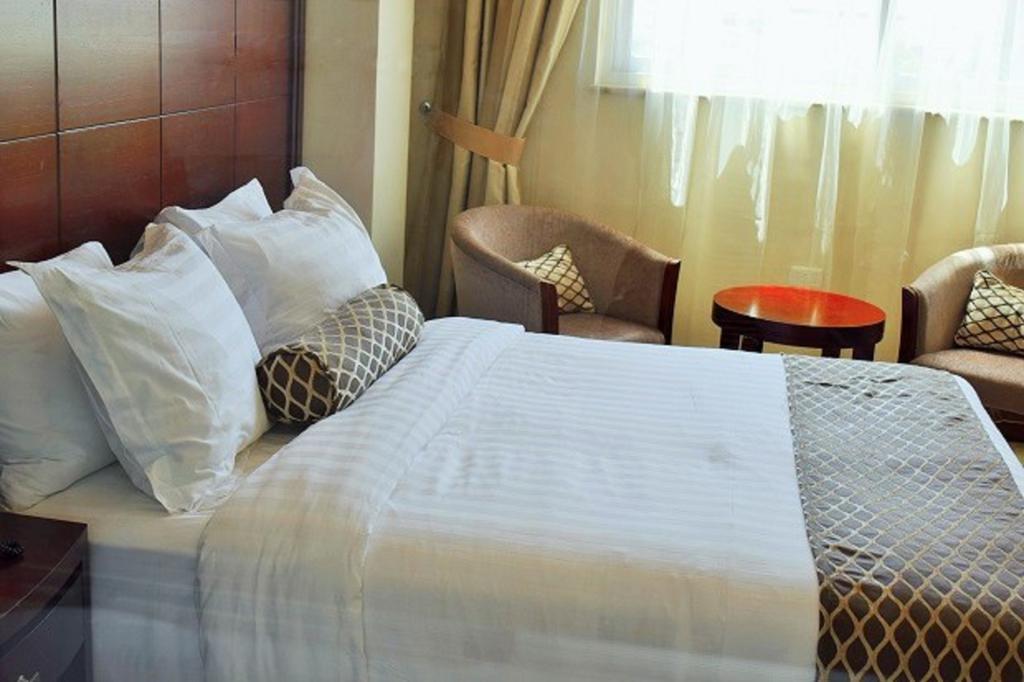 Addissinia Hotel Ruang foto
