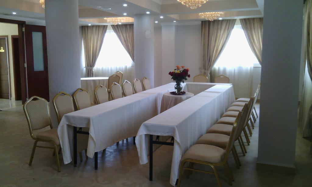 Addissinia Hotel Bagian luar foto