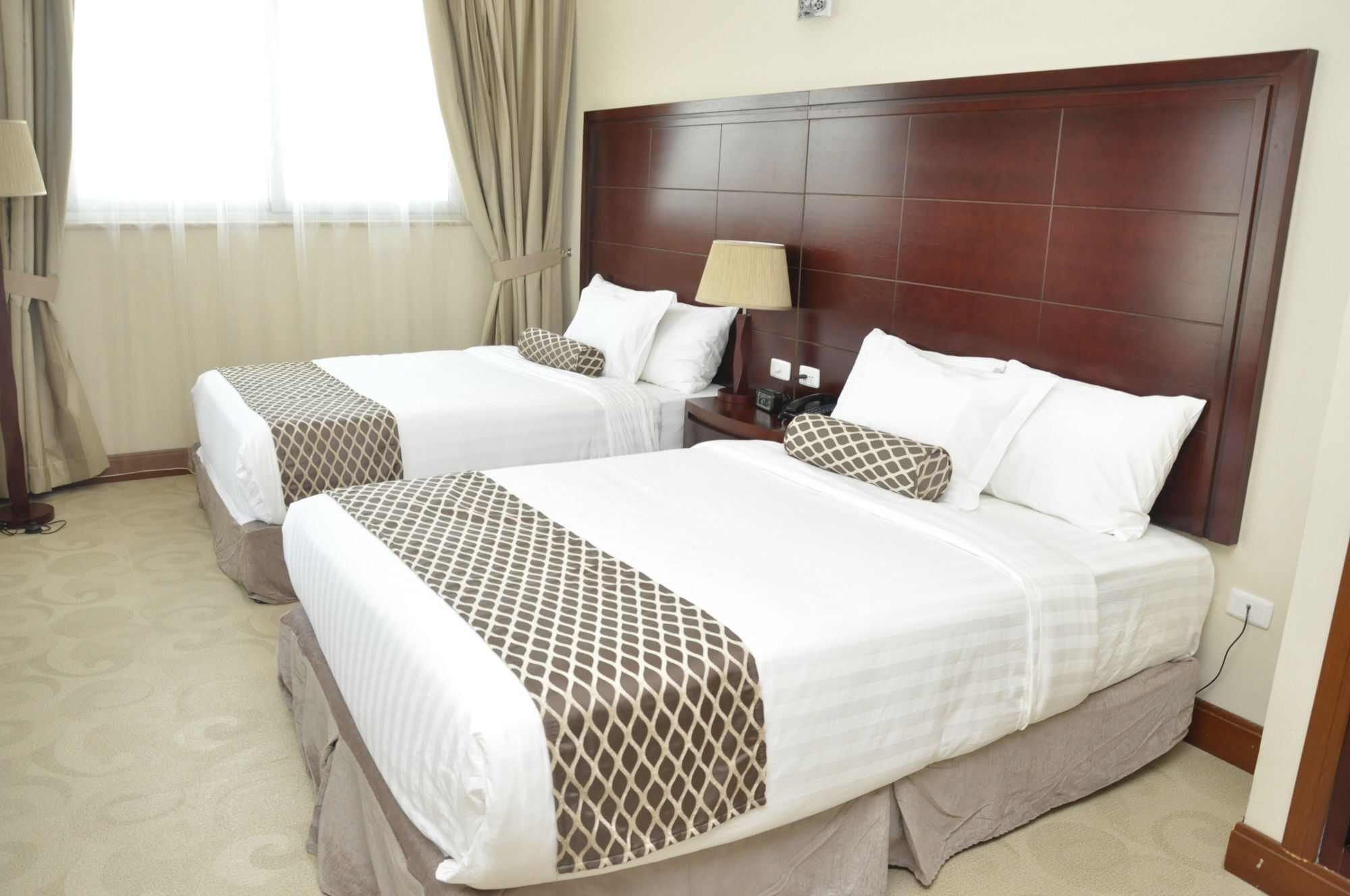 Addissinia Hotel Bagian luar foto