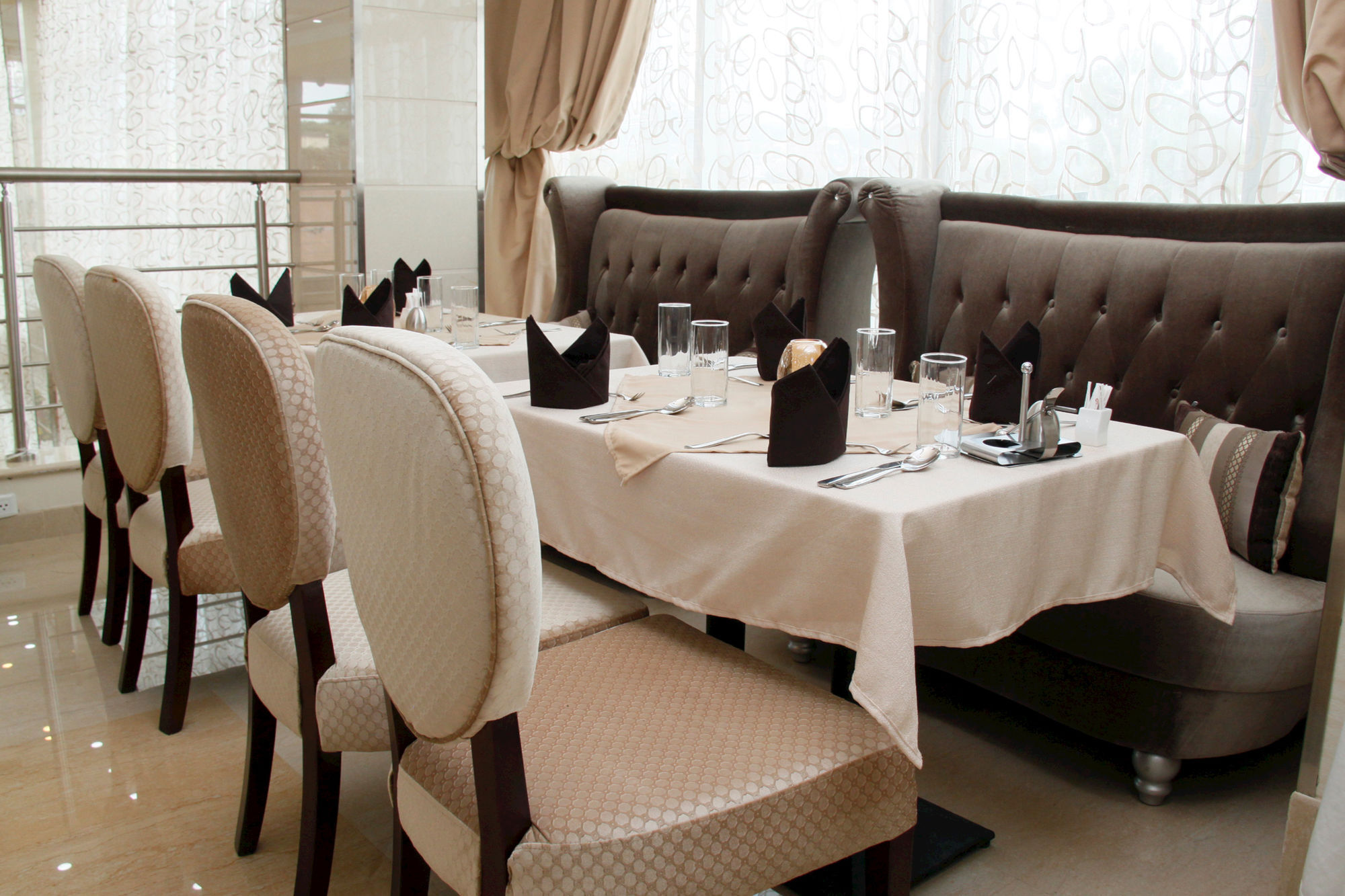 Addissinia Hotel Bagian luar foto