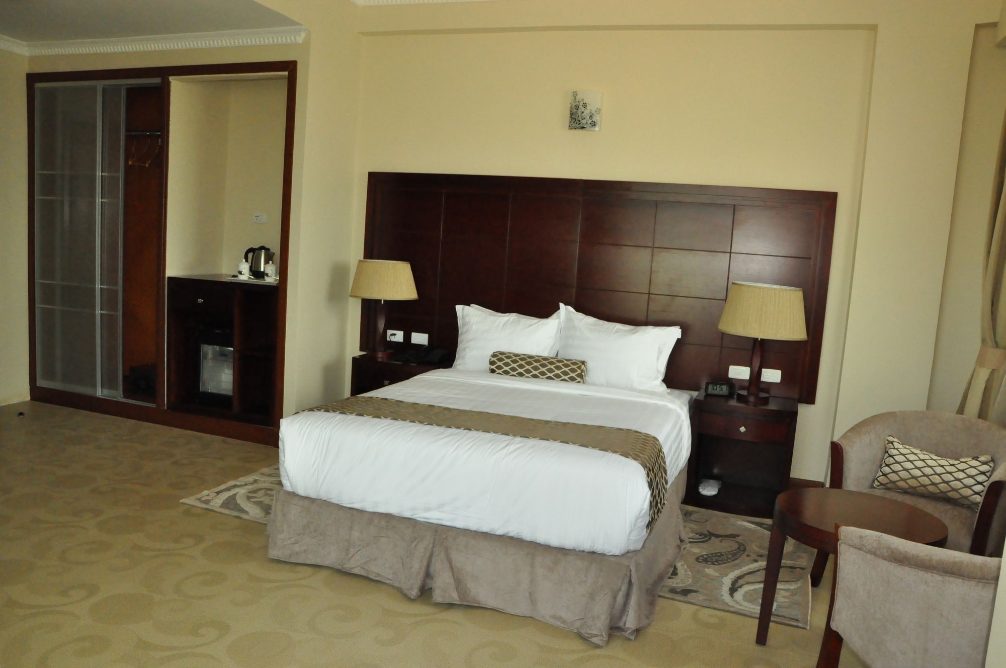 Addissinia Hotel Bagian luar foto