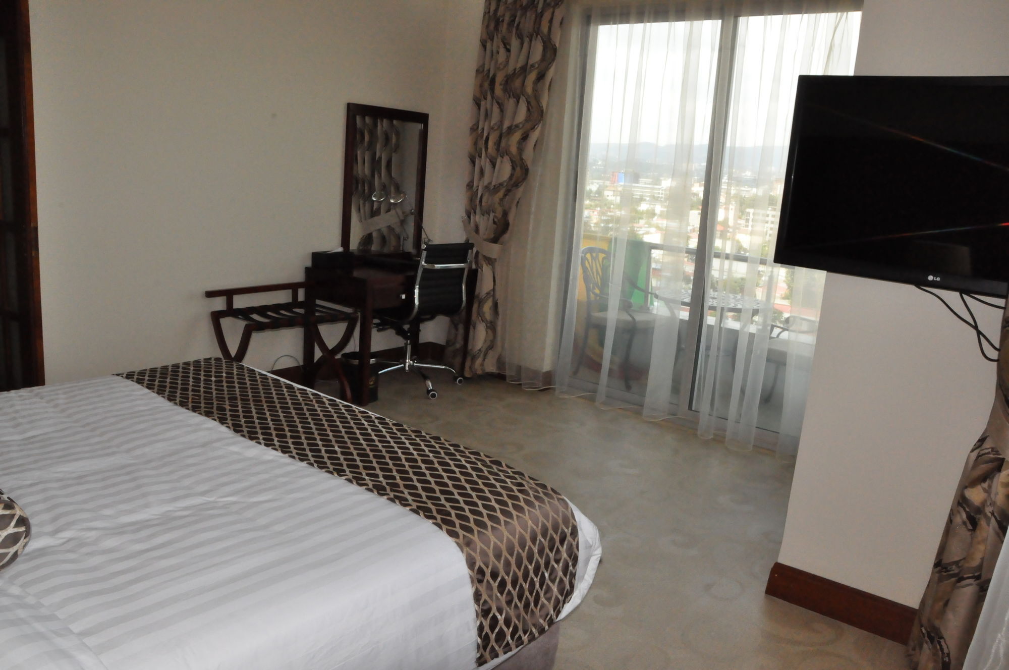 Addissinia Hotel Bagian luar foto